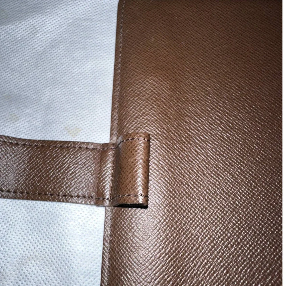 Louis Vuitton Damier Ebene Medium MM Ring Agenda Cover